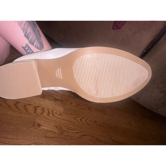 TOMS Womens Leilani Suede Ankle Boot - Picture 8 of 11